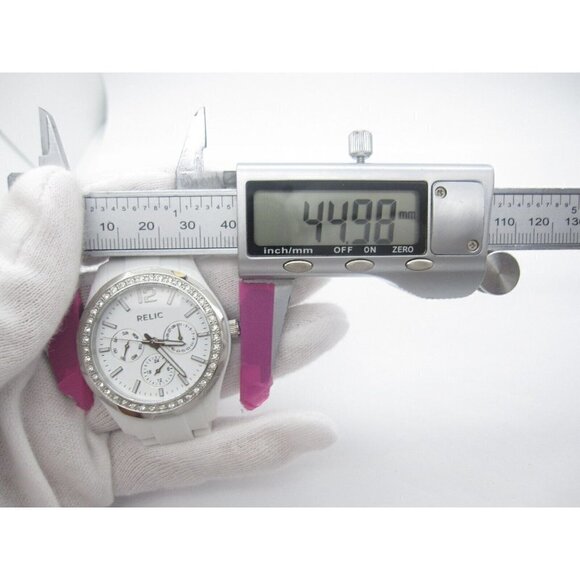 Women's Relic Quartz 50m WR Analog 44mm Dial Causal Round Watch (E396) - Picture 2 of 10